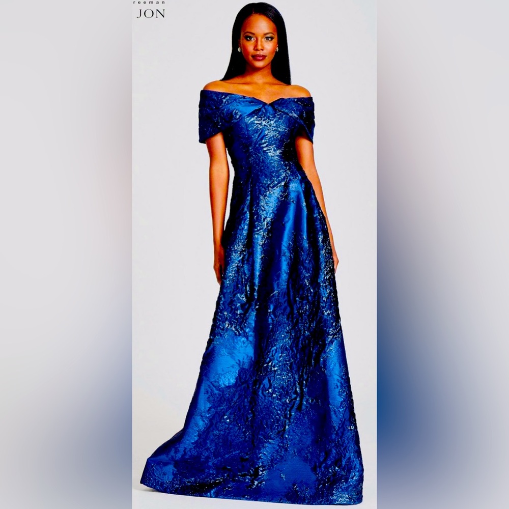 Teri Jon/ Rickie Freeman Off Shoulder Textured Metallic Jacquard Gown (Sapphire)
